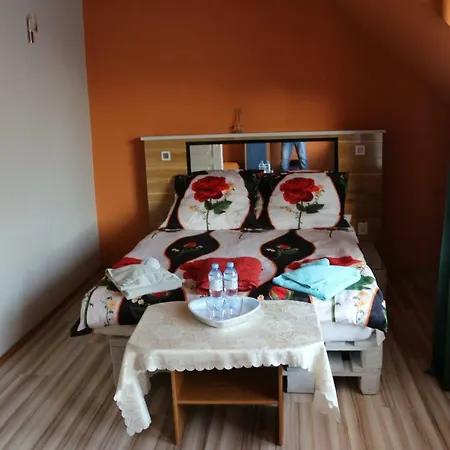 House Of Pleasure Homestay *