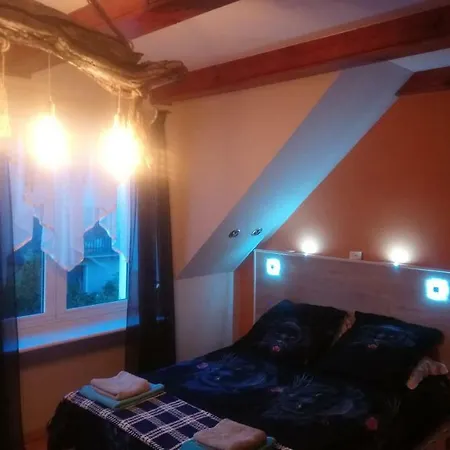 House Of Pleasure *